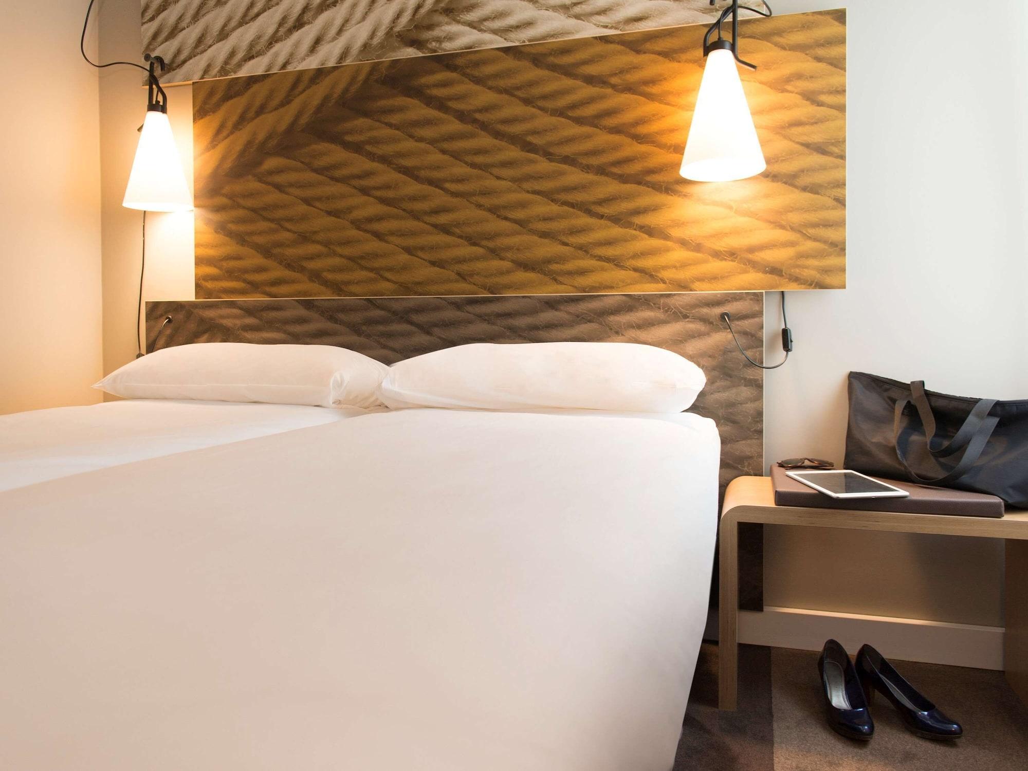 Ibis Wavre Brussels East Hotel Exterior photo